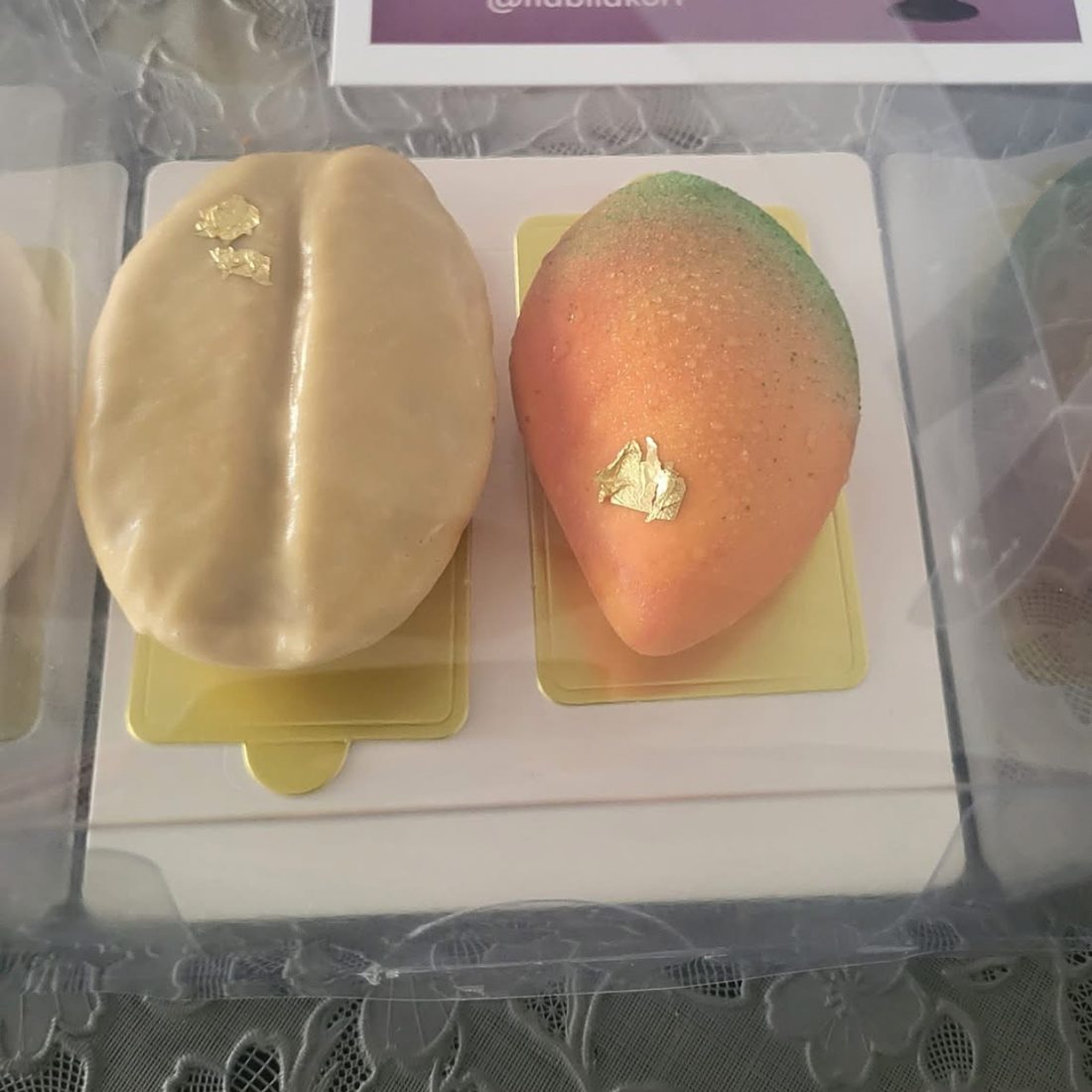 Entremets trompe-l'œil en forme de fruit